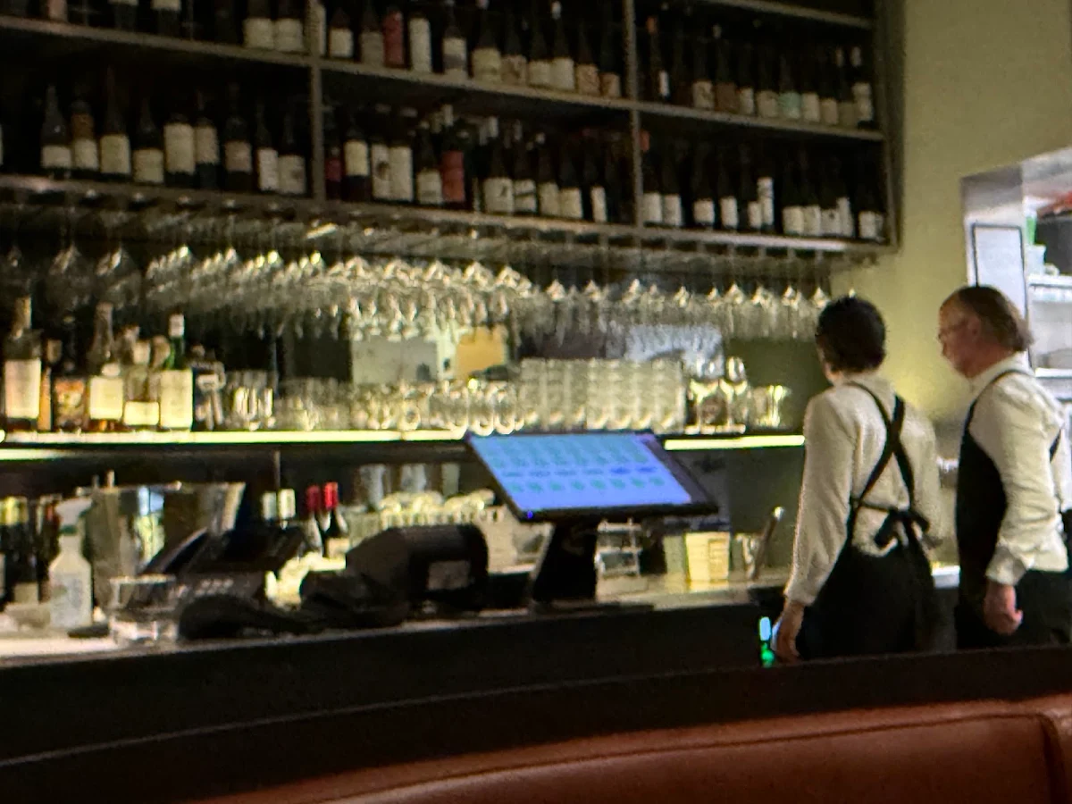 Vibe, Bacash Restaurant