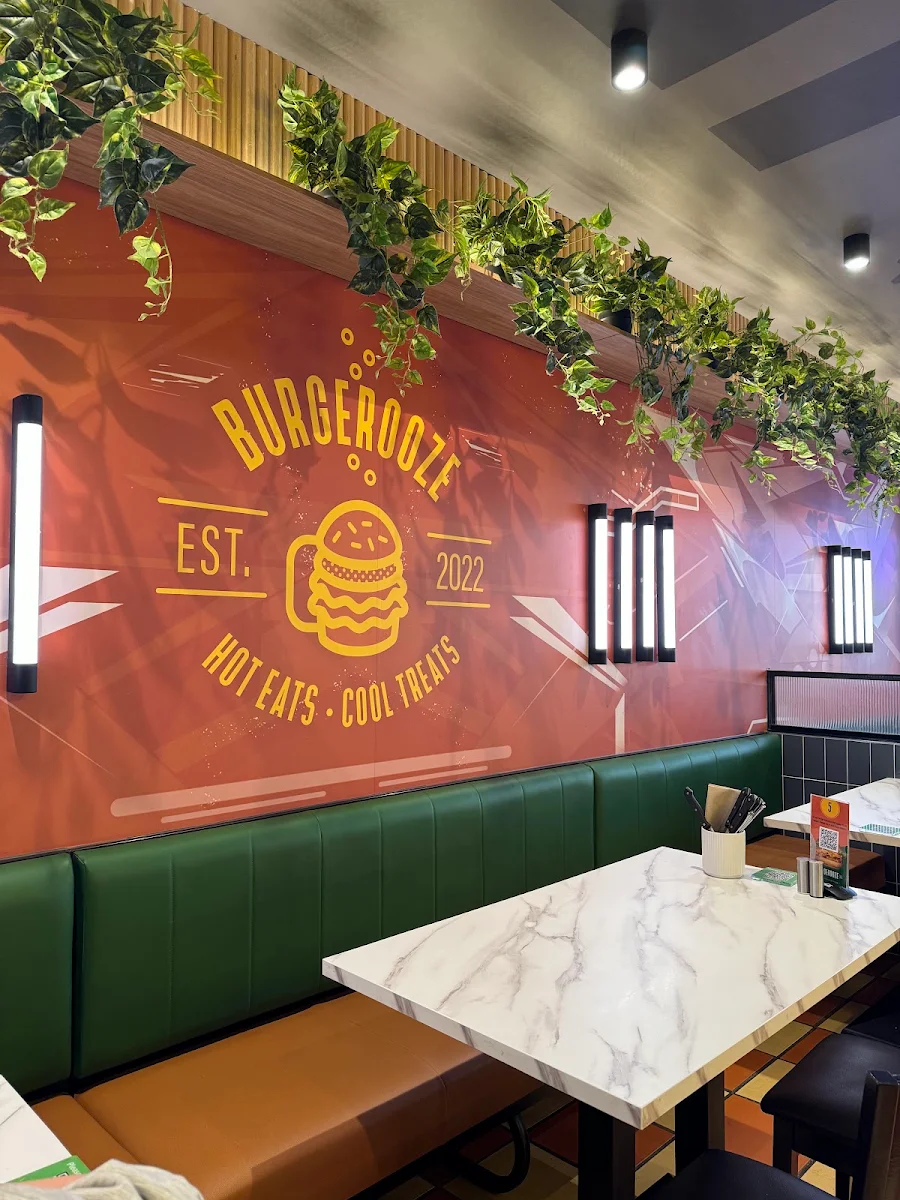 Vibe, Burgerooze Sunbury