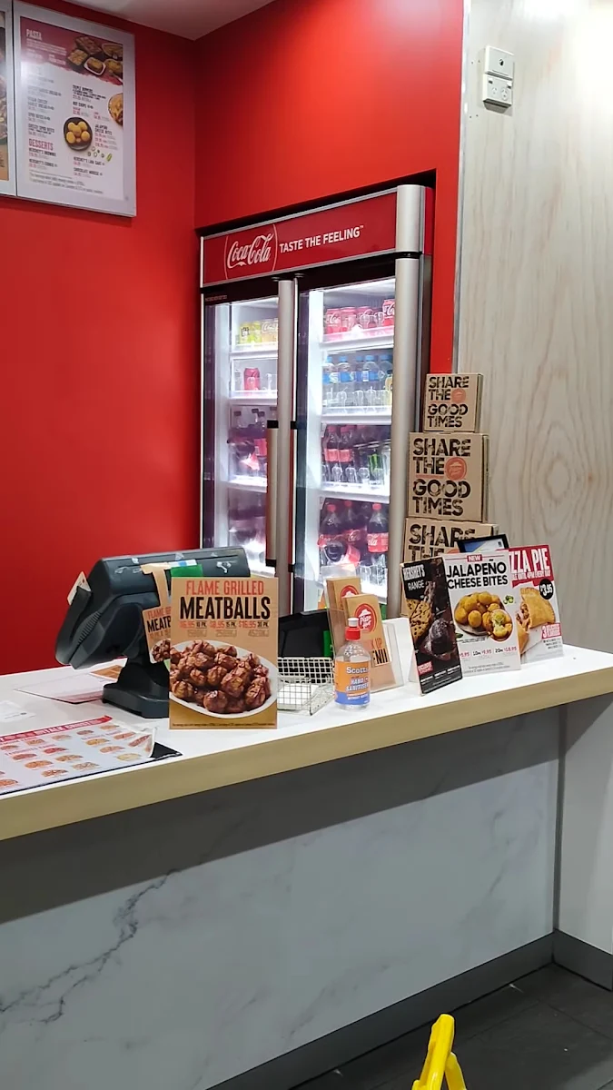 Menu, Pizza Hut Upper Mt Gravatt