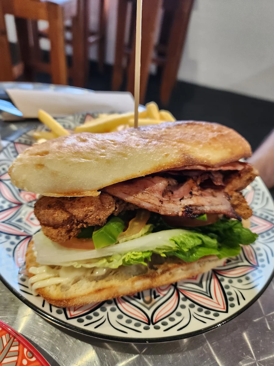 Food & drink, Commercial Hotel