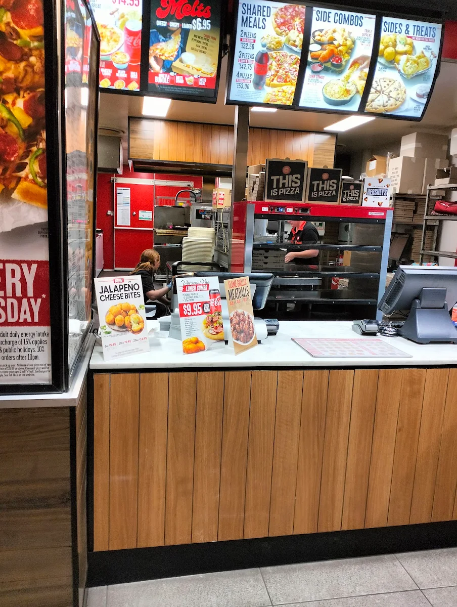 Menu, Pizza Hut Waterford West
