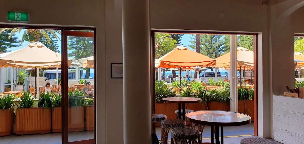 Vibe, Gusto Espresso Bar