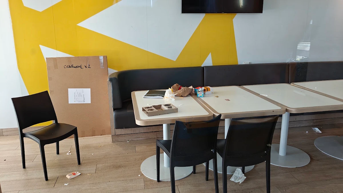 Vibe, McDonald's-Cranbourne