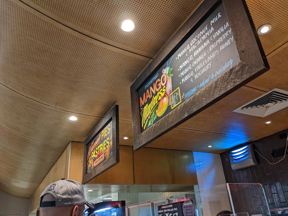 Menu, Mayi Café and Restaurant