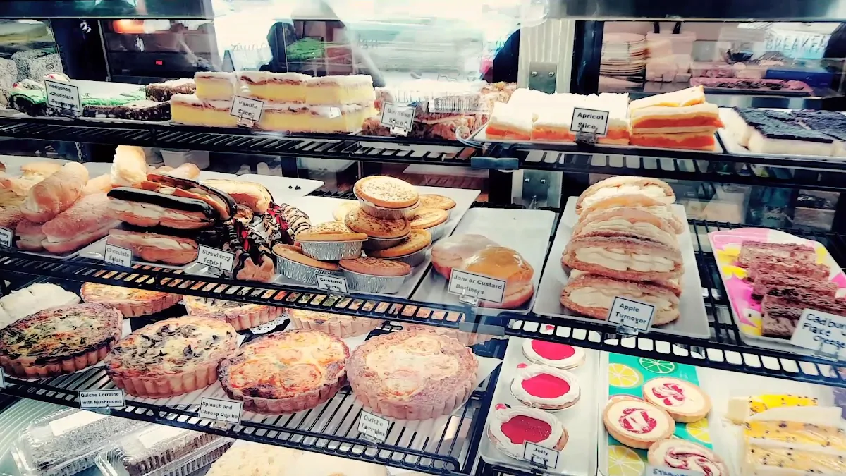 Vibe, Strath Corner Bakery