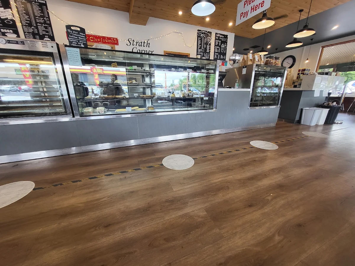 Vibe, Strath Corner Bakery