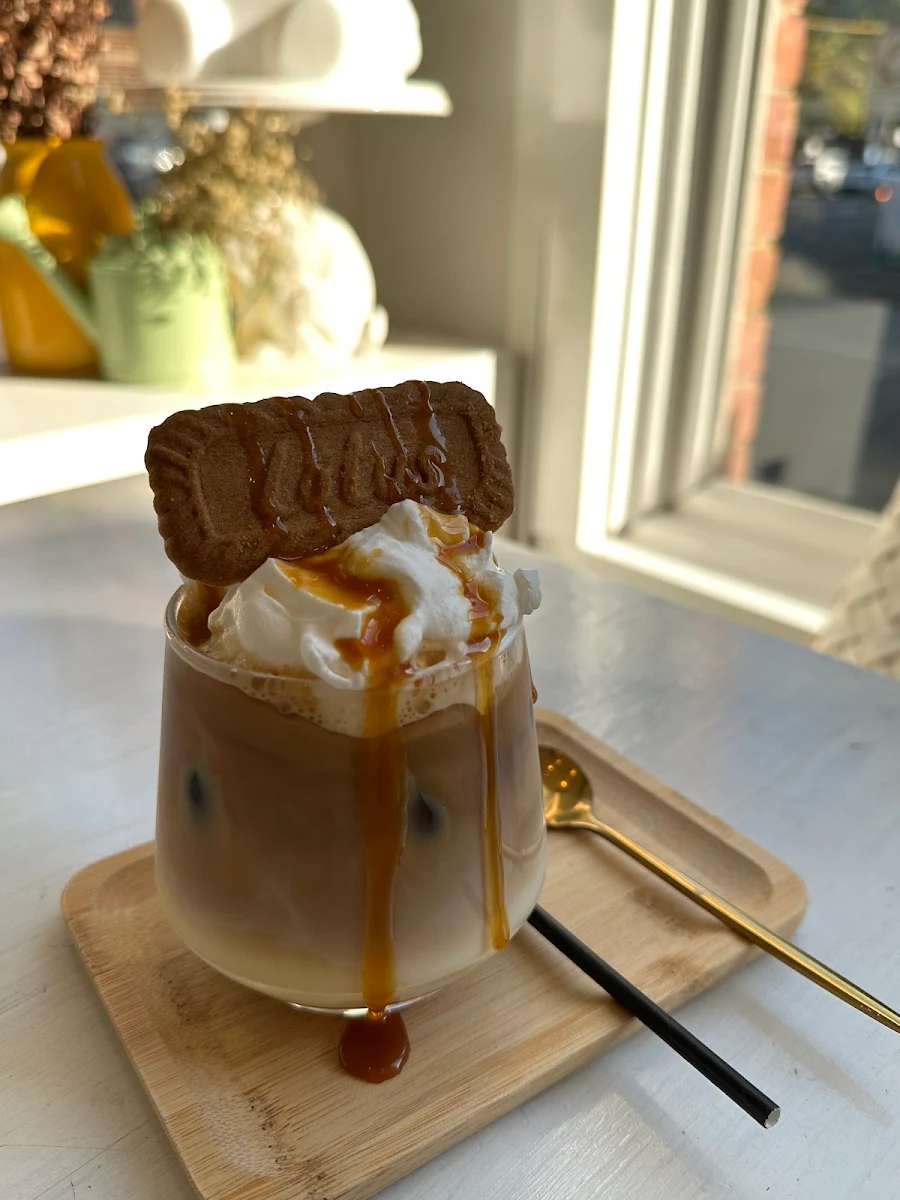 Food & drink, MEEYA CAFE