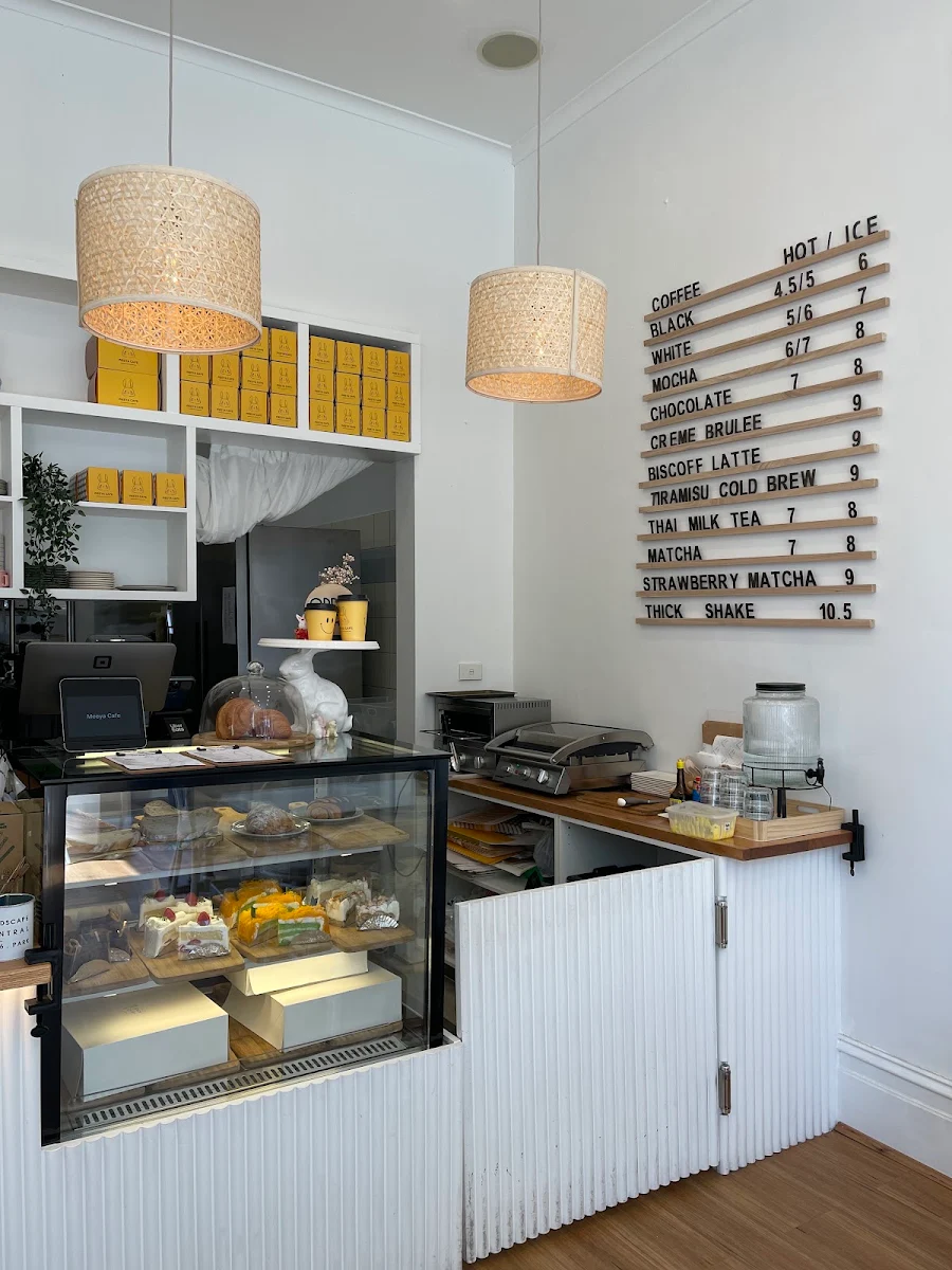 Vibe, MEEYA CAFE