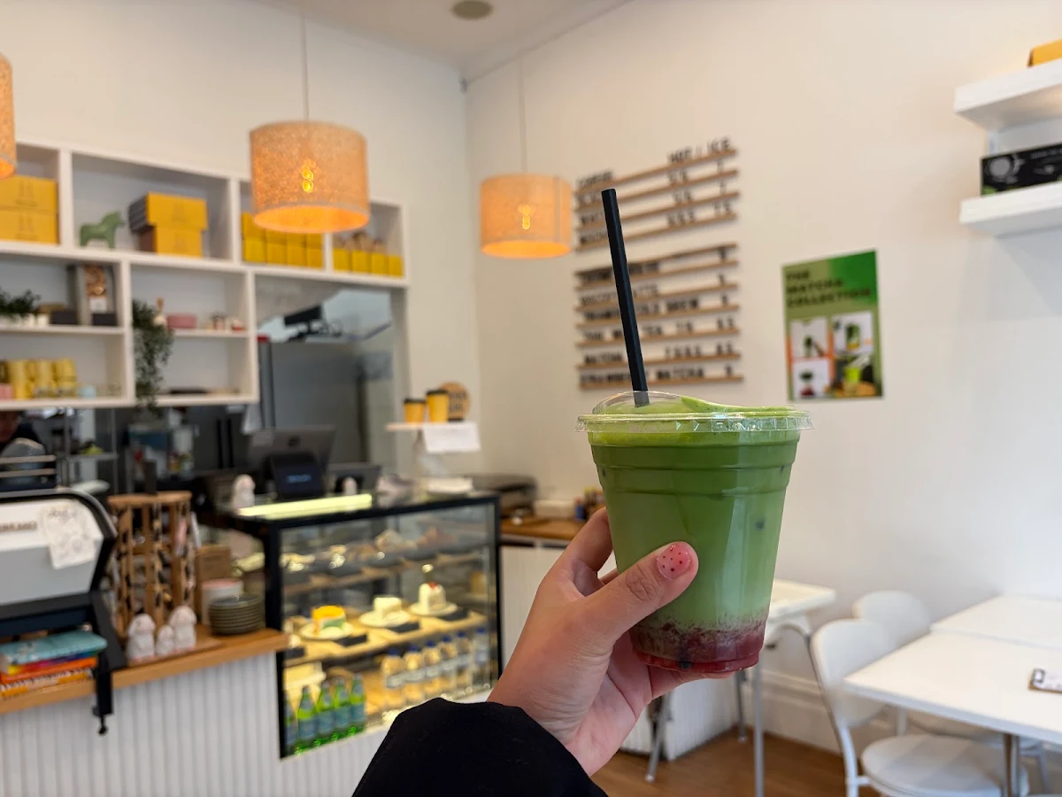 Vibe, MEEYA CAFE
