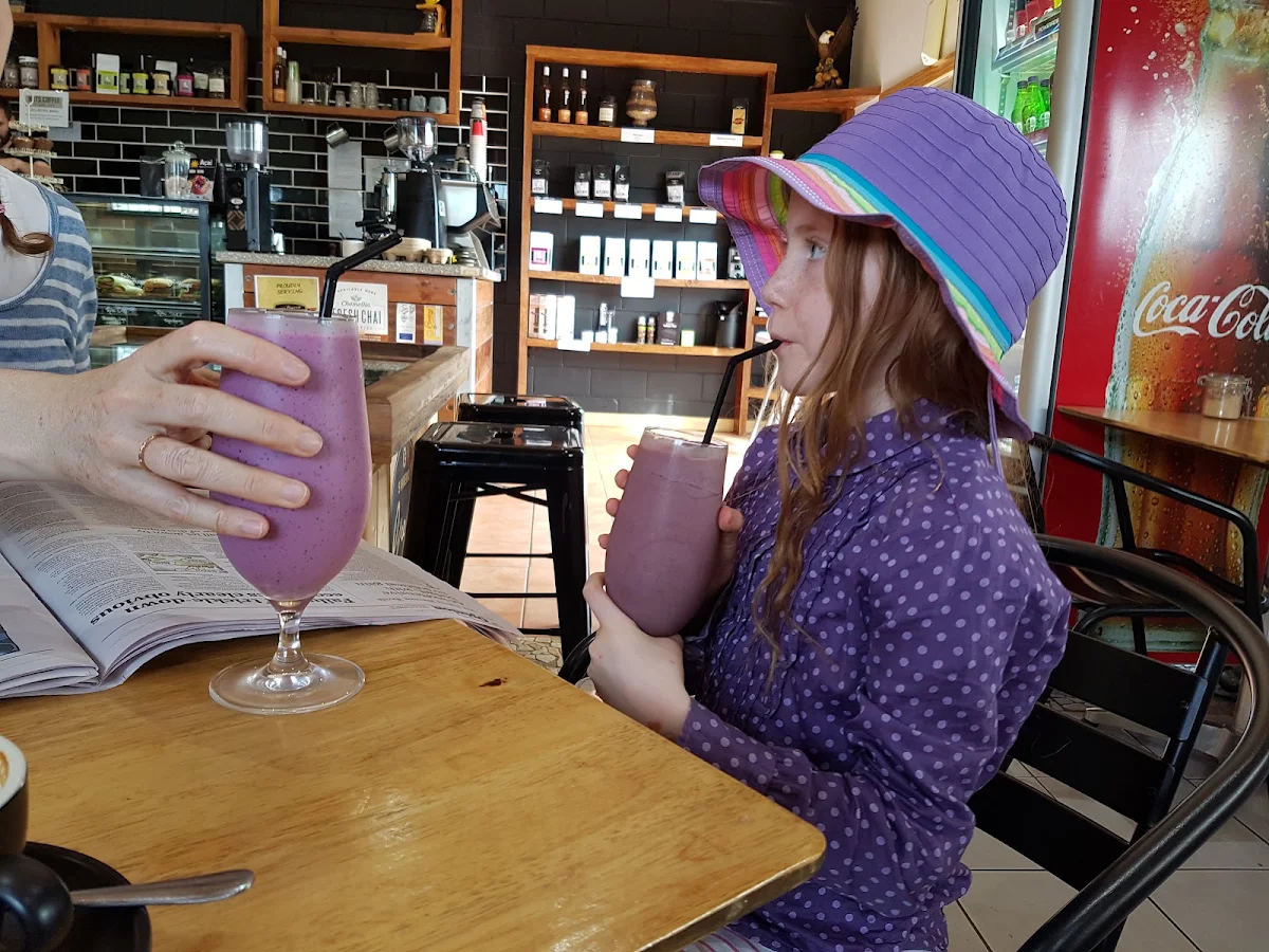 Vibe, Nat’s Coffee