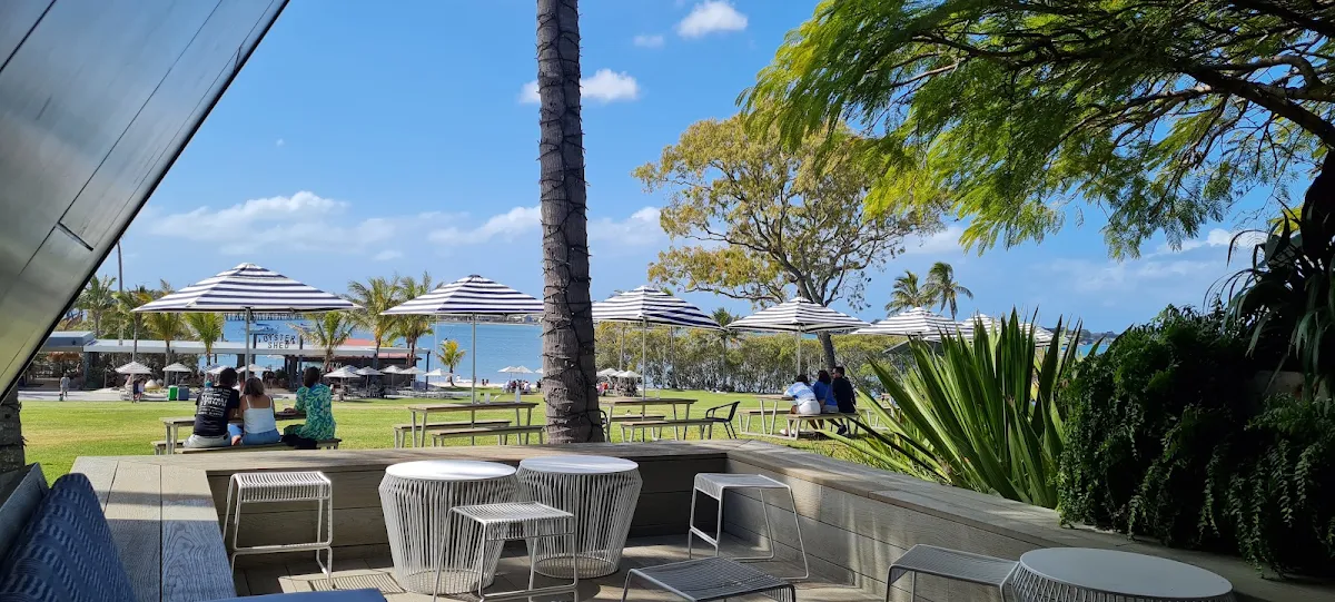 Vibe, Oyster Shed Beach Club