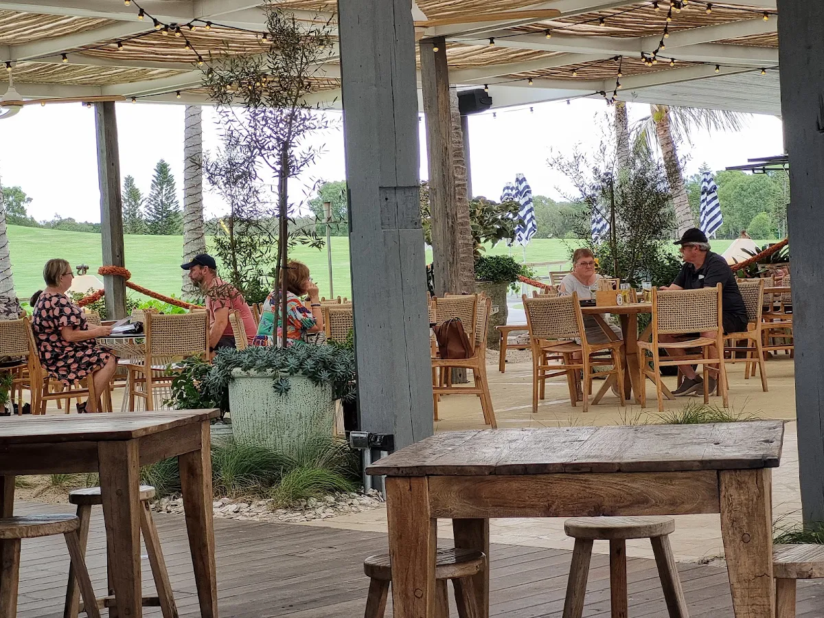 Vibe, Oyster Shed Beach Club