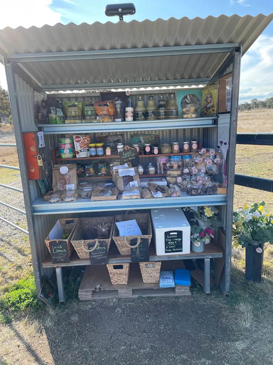 Vibe, Bakery Farm Stand