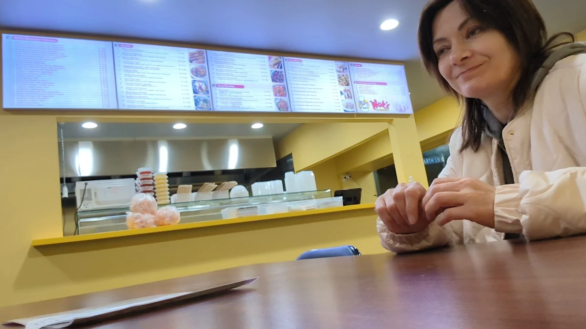 Vibe, Wok's N Dumpling (Hamilton)
