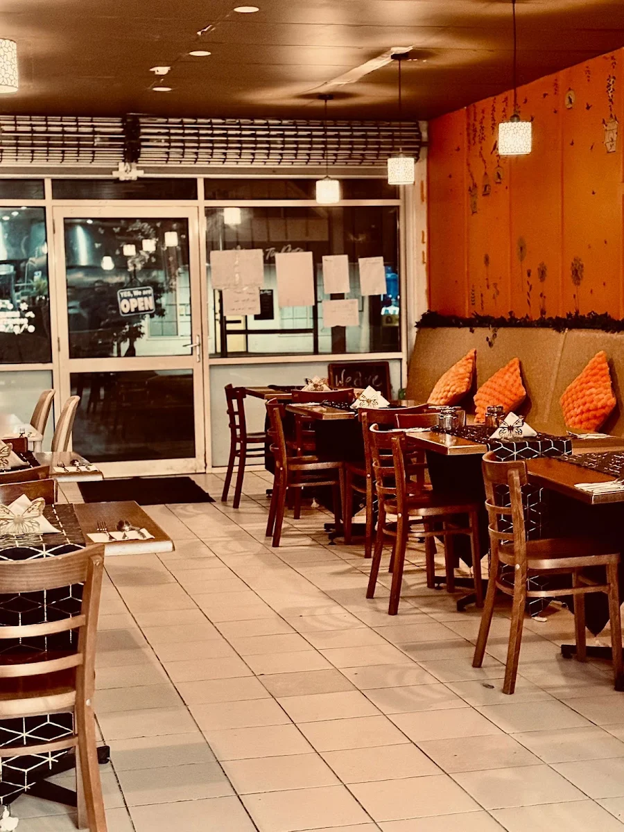 Vibe, Mediterranean Pizza & Pasta Restaurant