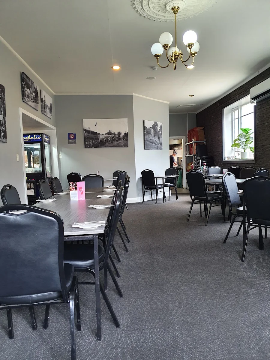 Vibe, Gumeracha Hotel
