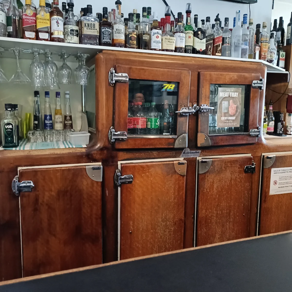 Vibe, Gumeracha Hotel