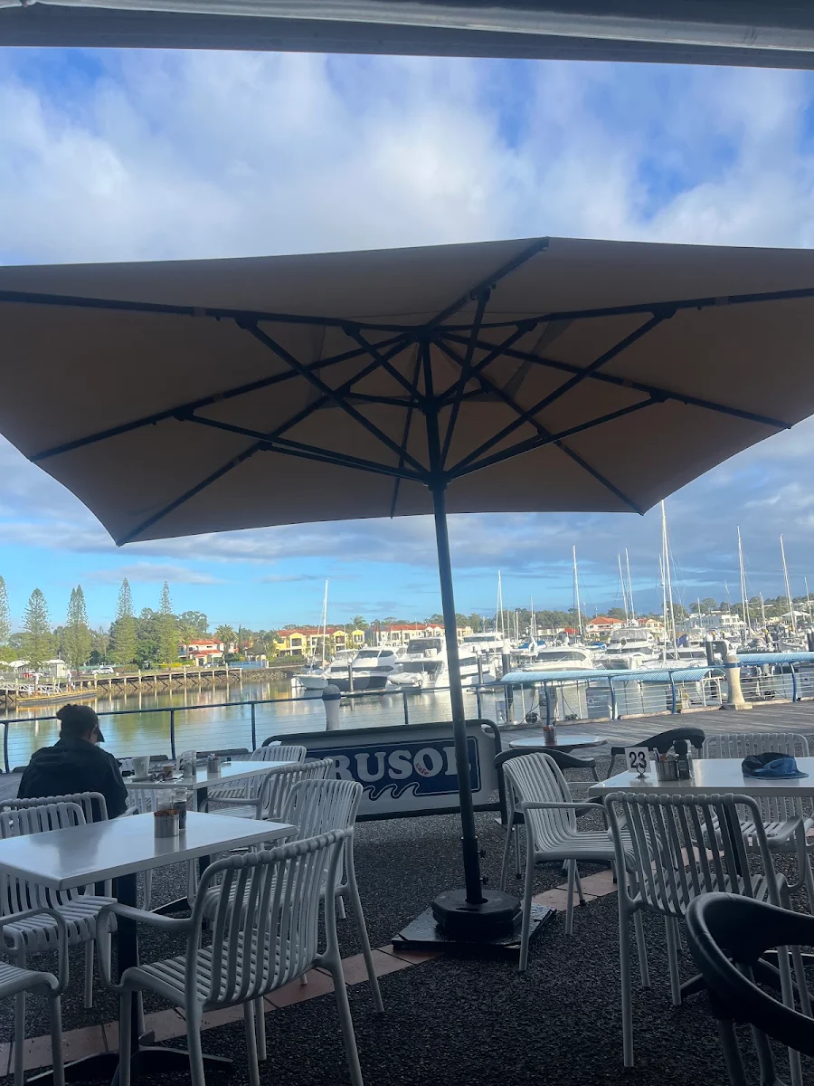 Vibe, Raby Bay Harbour