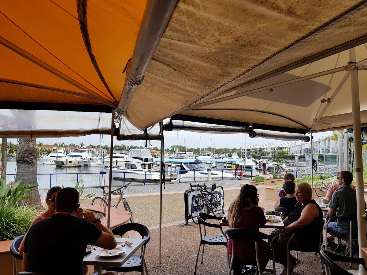 Vibe, Raby Bay Harbour