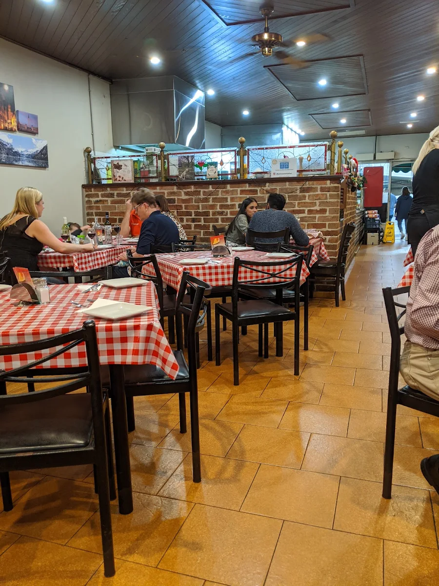Vibe, Belmonte Italian Cuisine