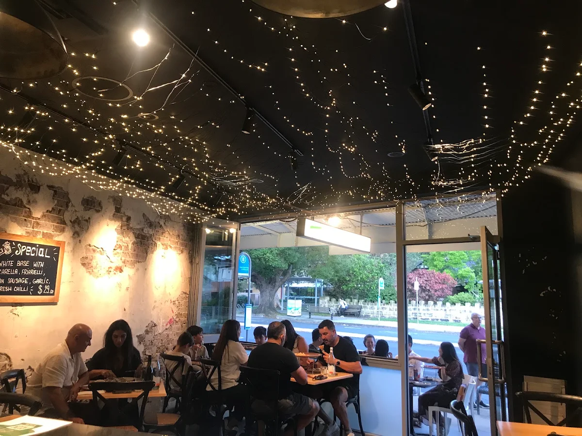 Vibe, Donny's Pizza Abbotsford