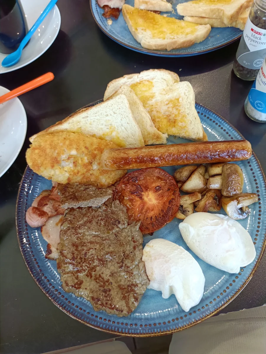 Food & drink, Se7ven Cafe & Takeaway noodle bar