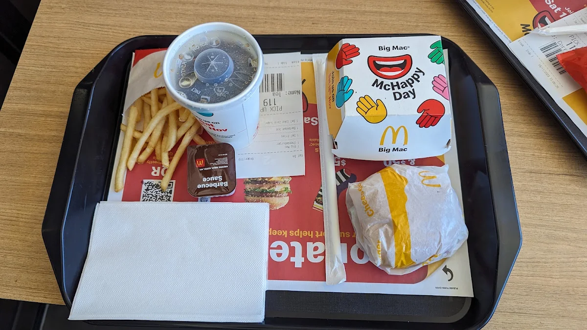 Food & drink, McDonald's Gordonvale