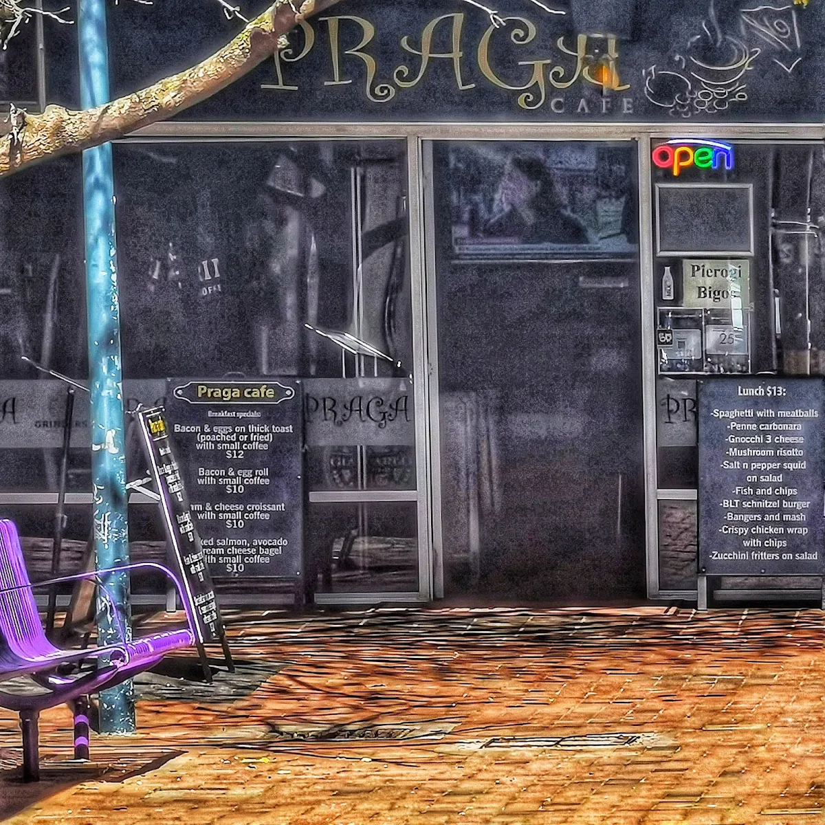 Menu, Praga Cafe