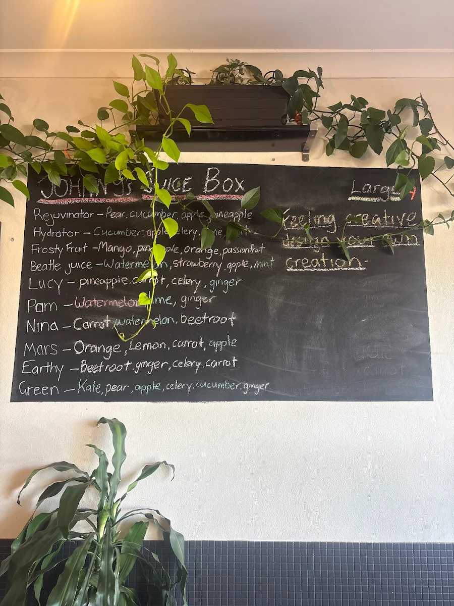 Menu, Johnny Black