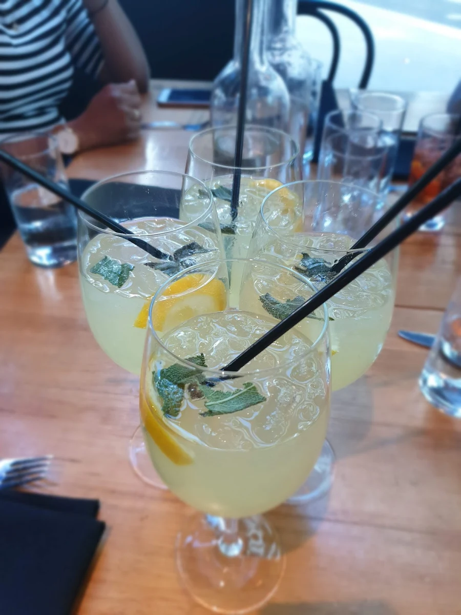 Food & drink, 90 Secondi