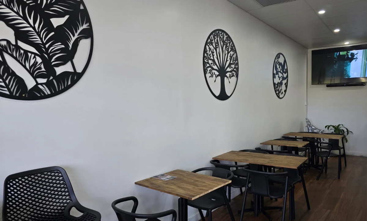 Vibe, Eyre Pizzeria