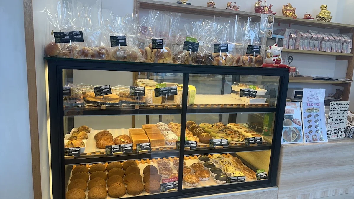 Vibe, Creamy Bakery & Cake