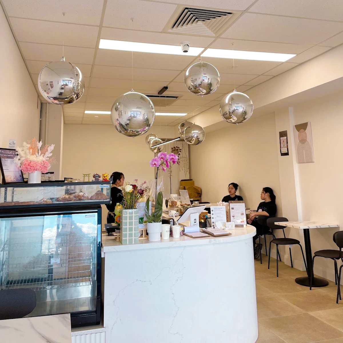 Vibe, Cloud Brew Cafe
