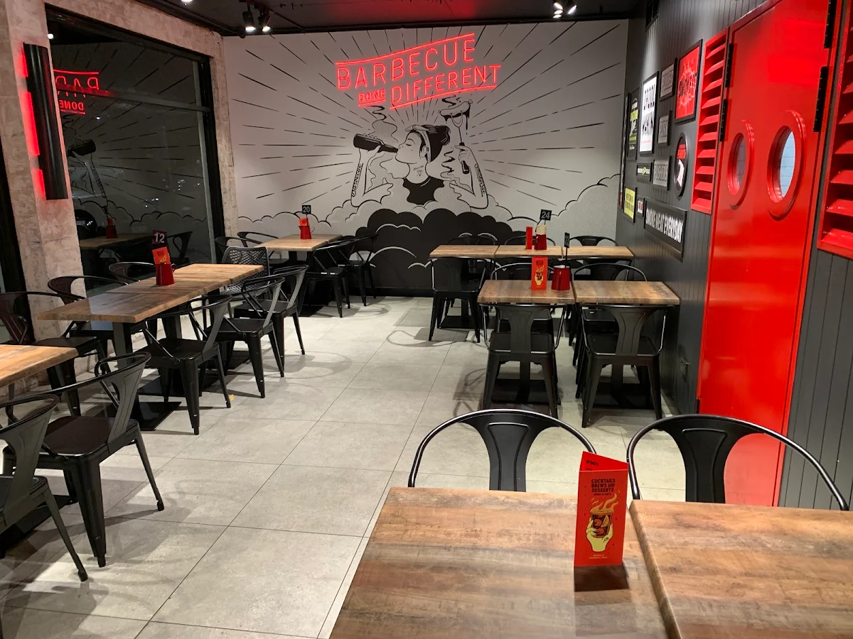 Vibe, Smoky Sue's Barbecue Penrith