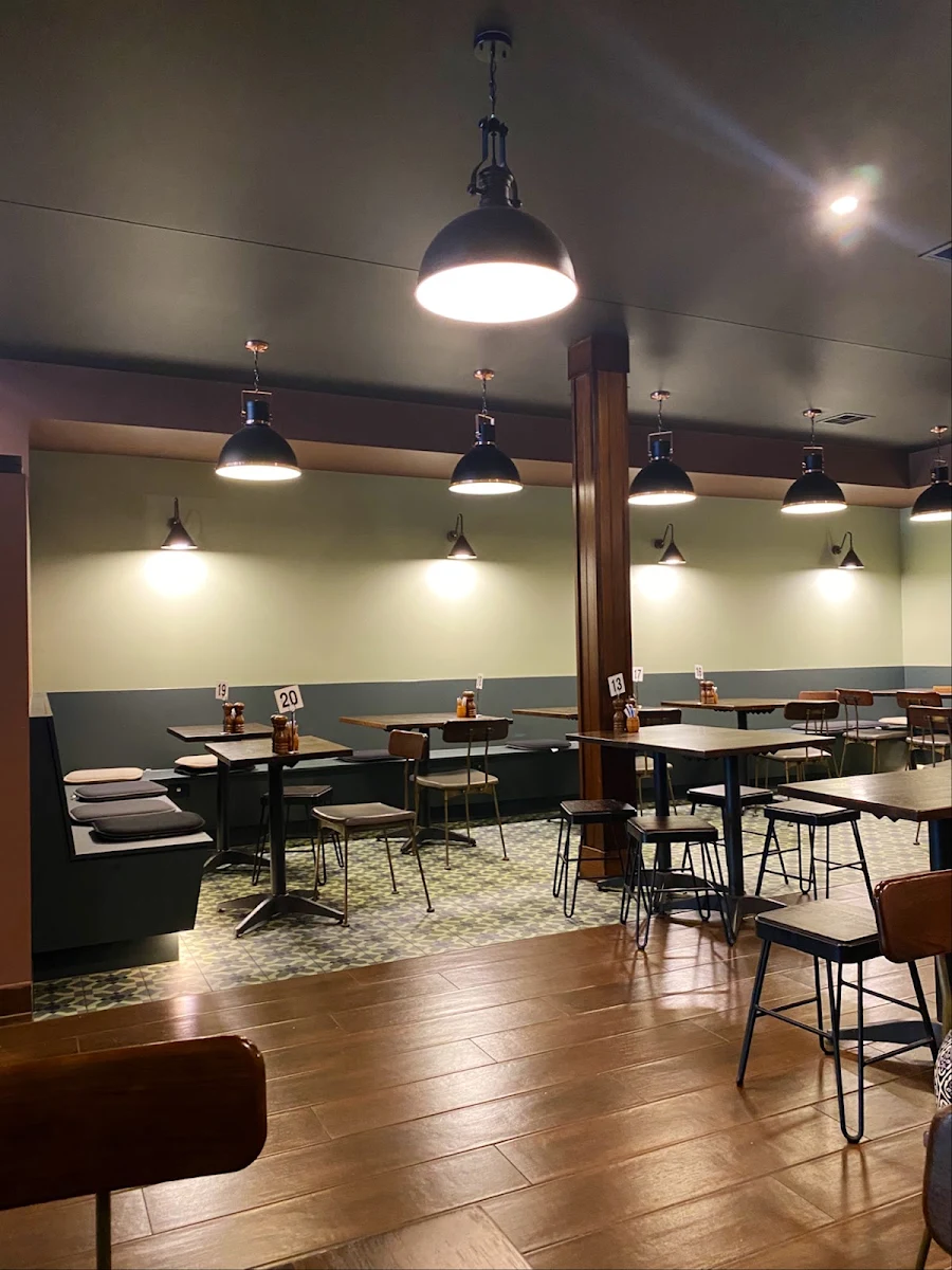 Vibe, Thirty 4 Café & Restaurant