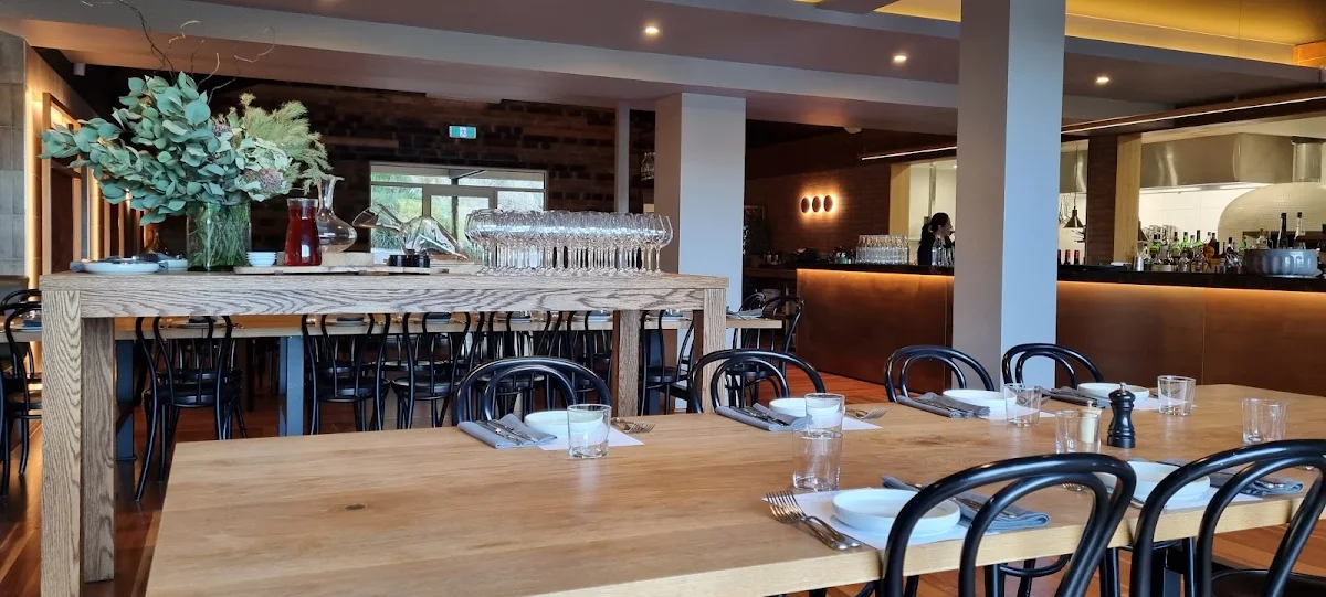 Vibe, Mantons Creek Restaurant & Accommodation