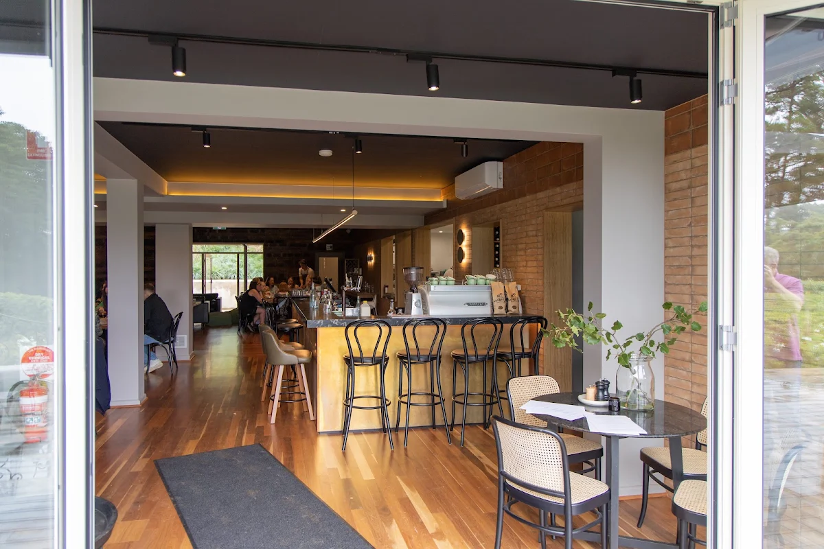 Vibe, Mantons Creek Restaurant & Accommodation