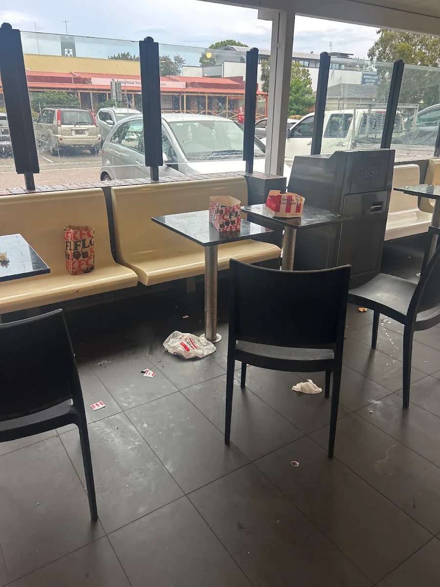 Vibe, KFC Woy Woy