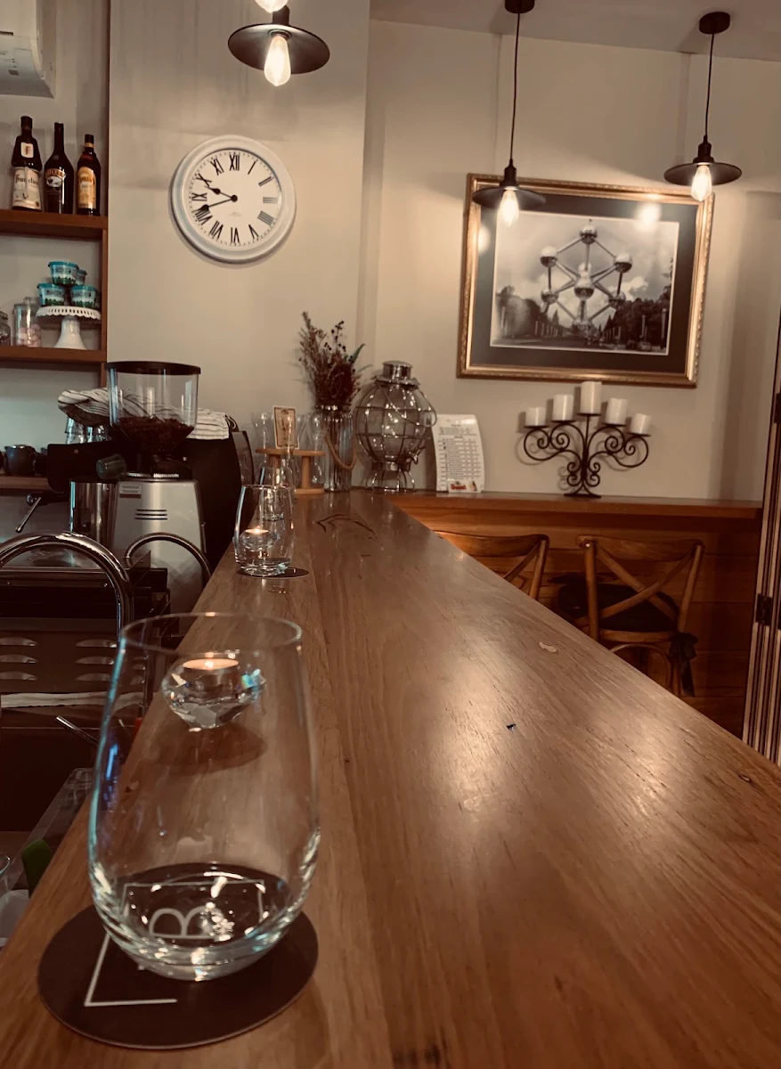 Vibe, Bridges MD - Belgian dining