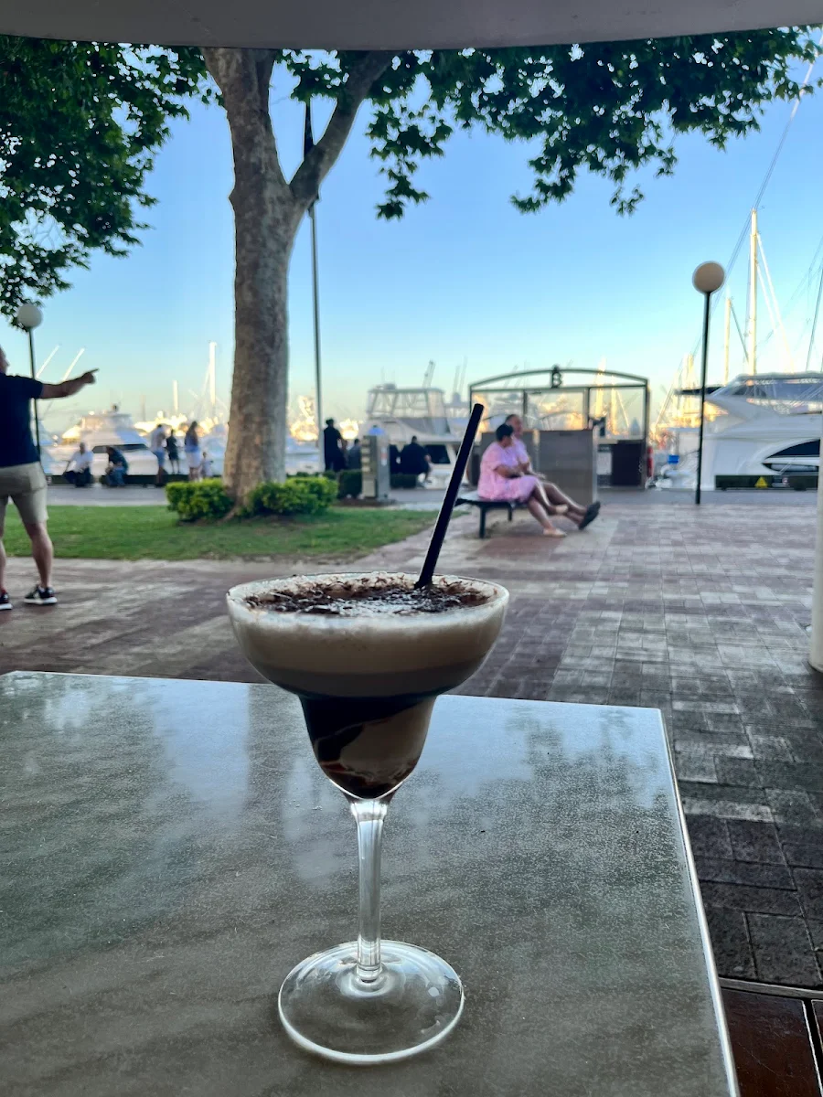 Food & drink, Cafe On the Bay