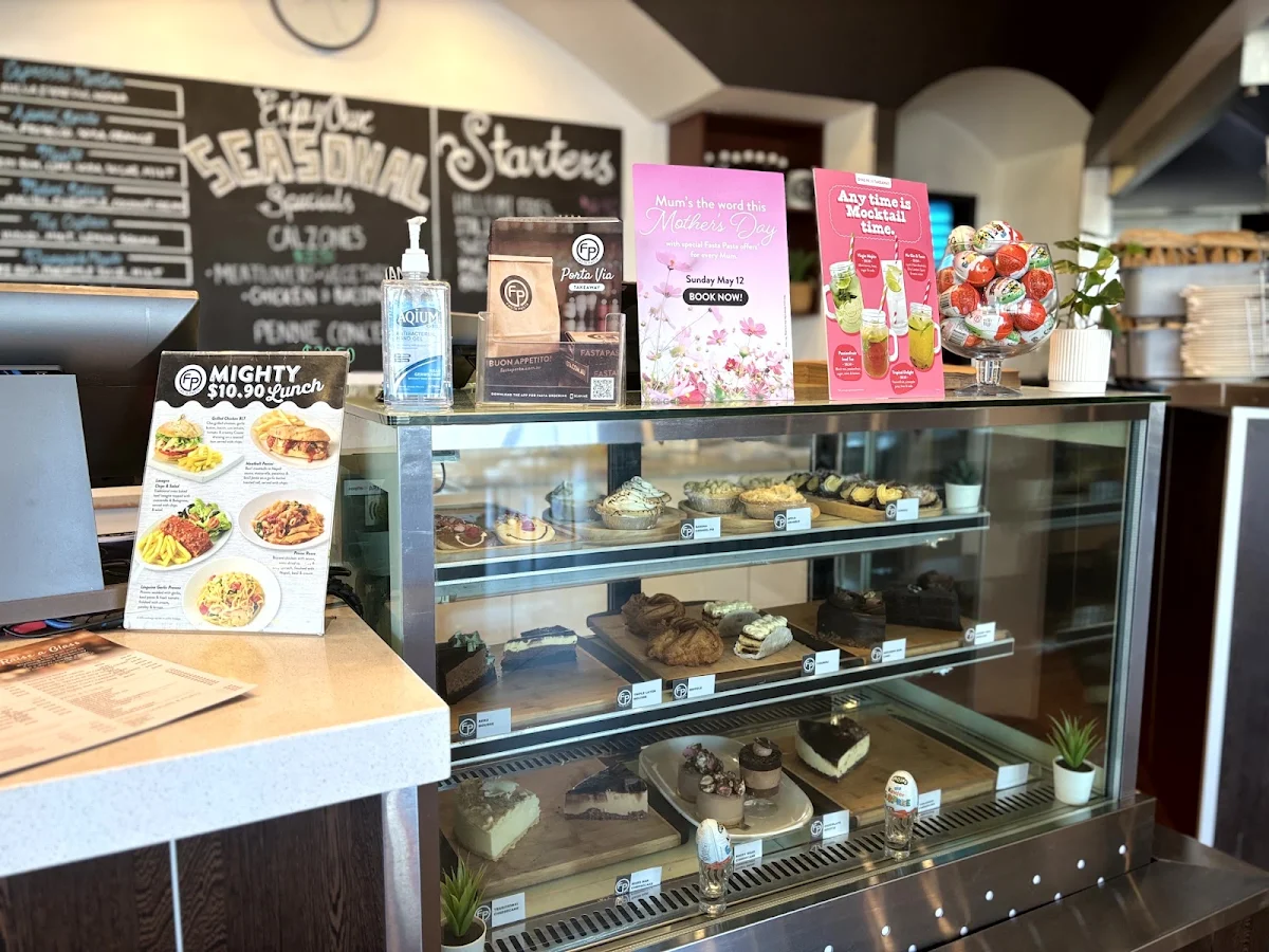 Vibe, Fasta Pasta Salisbury