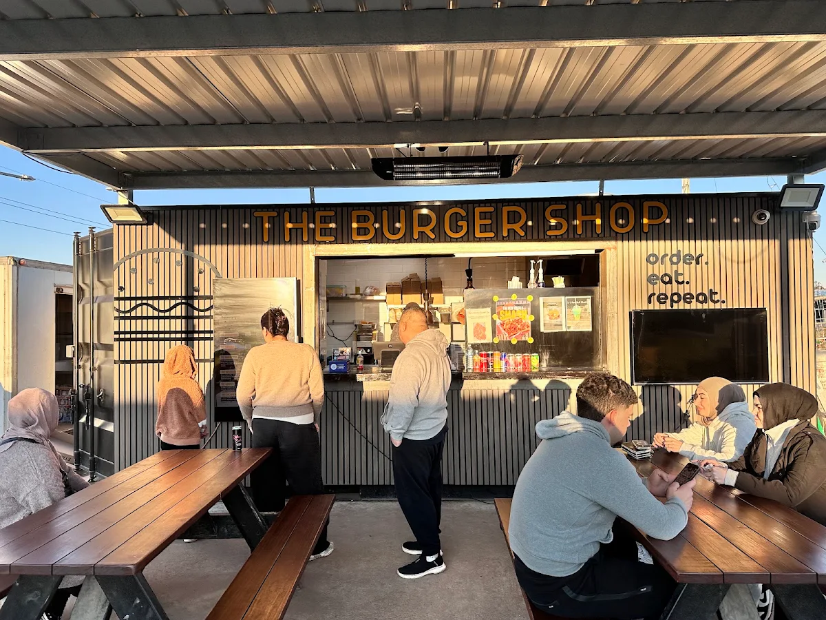 Vibe, The Burger Shop