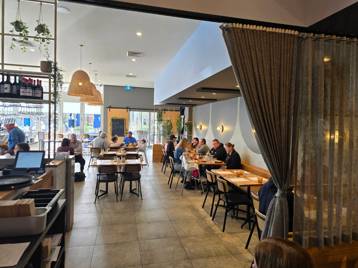 Vibe, The Rise Pizzeria Cafe