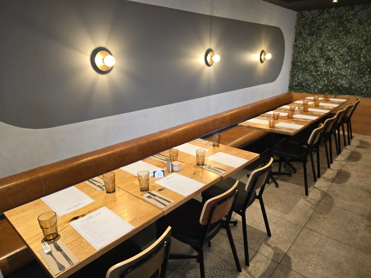 Vibe, The Rise Pizzeria Cafe