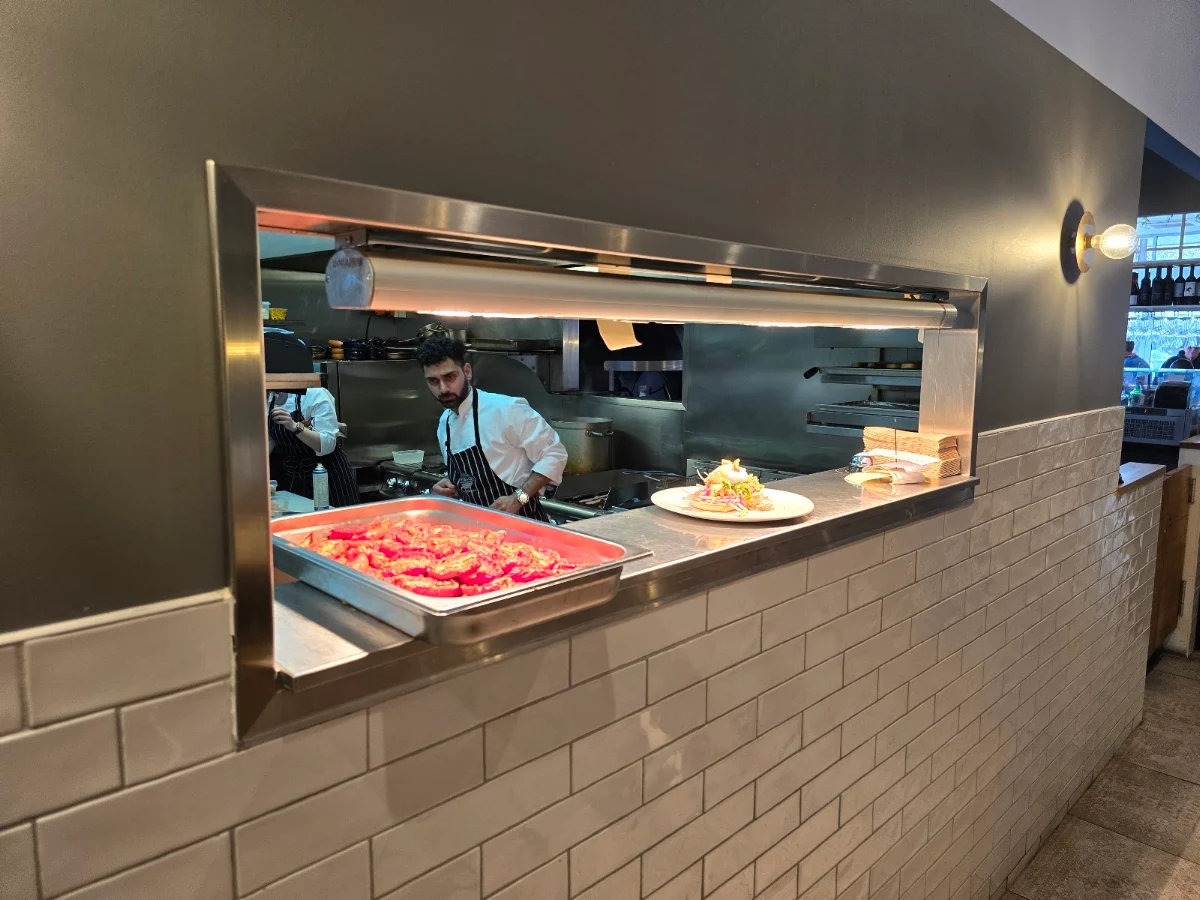 Vibe, The Rise Pizzeria Cafe