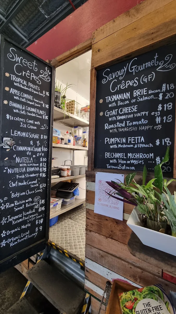 Menu, La Creperie in Cairns