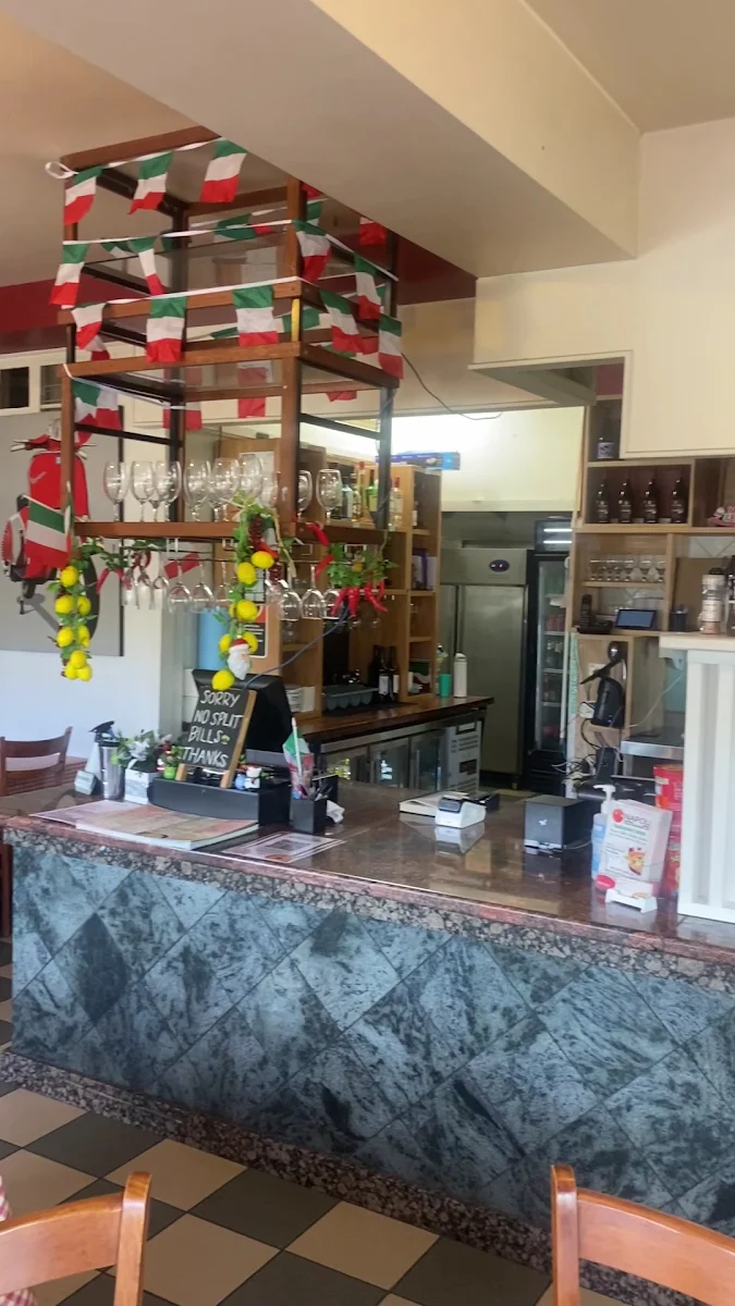 Vibe, Napoli Pizza Pasta Restaurant