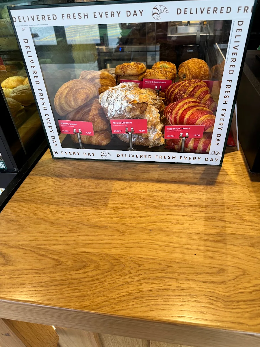 Menu, Starbucks Moorooka