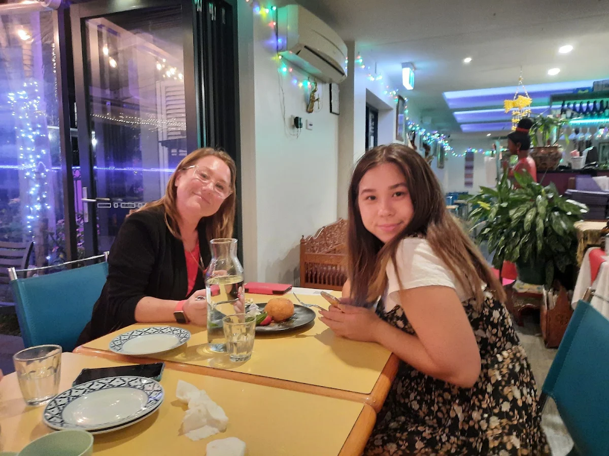 Vibe, Thai Magik