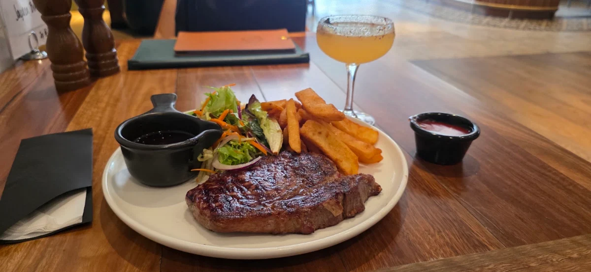 Food & drink, Railway Hotel Gosford Bar & Steakhouse